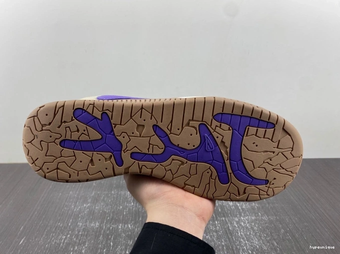 HYPE JORDAN THE CUT X TRAVIS SCOTT CHECK FZ8117-900 0706